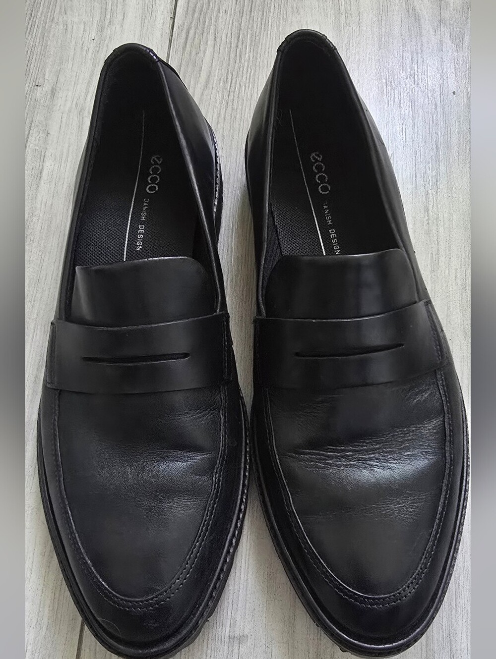 Ecco Black Leather Penny Loafers